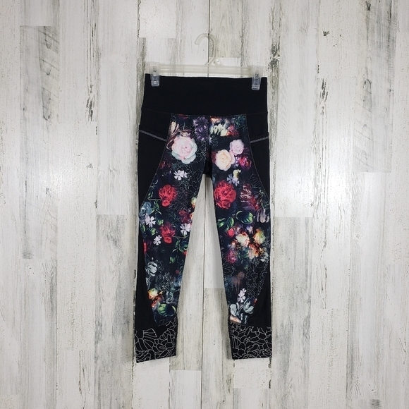 Athleta cropped flower leggings size XS - Picture 1 of 12